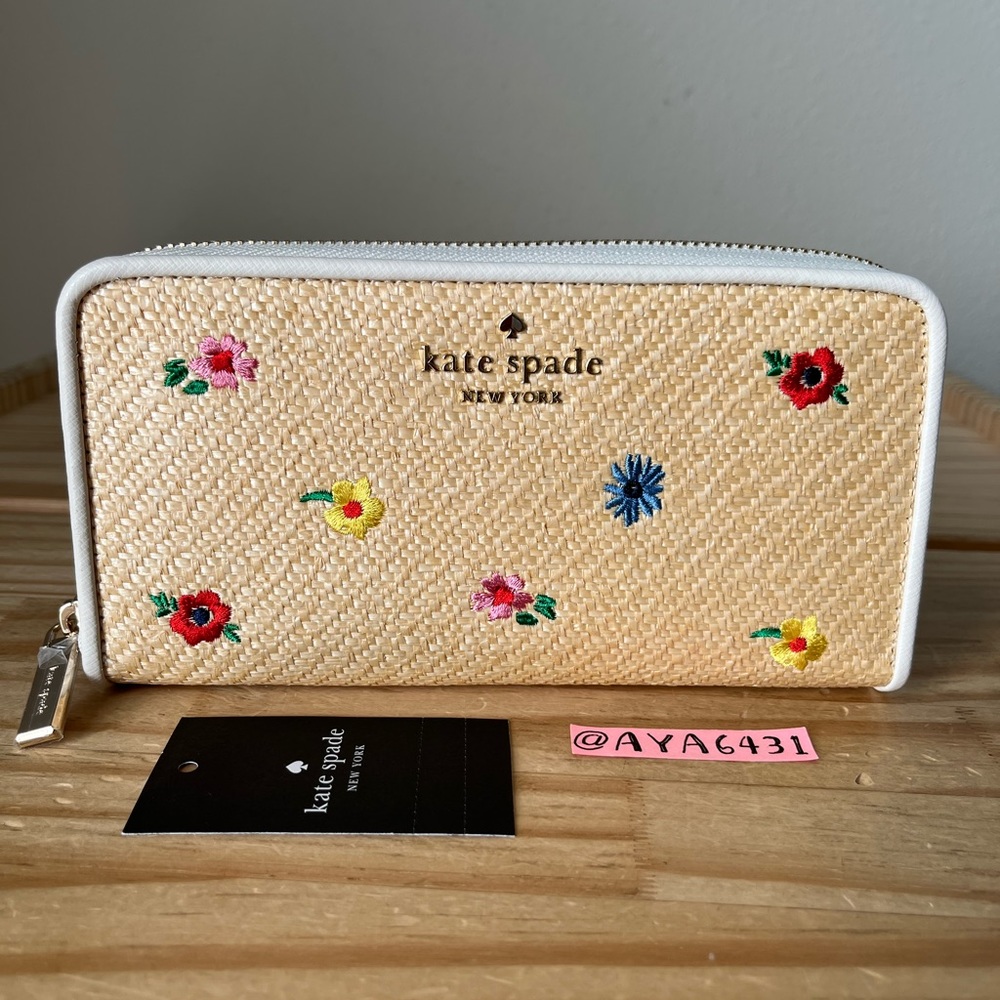 Kate spade wallet🎈🎈
